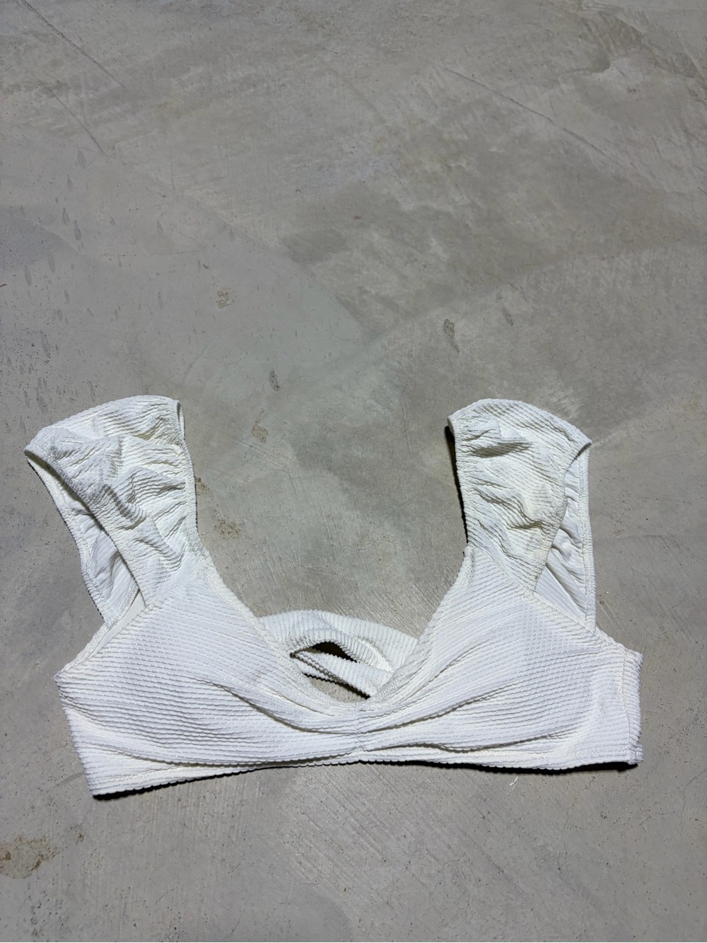 Aerie White Textured Twist-Front bikini top medium